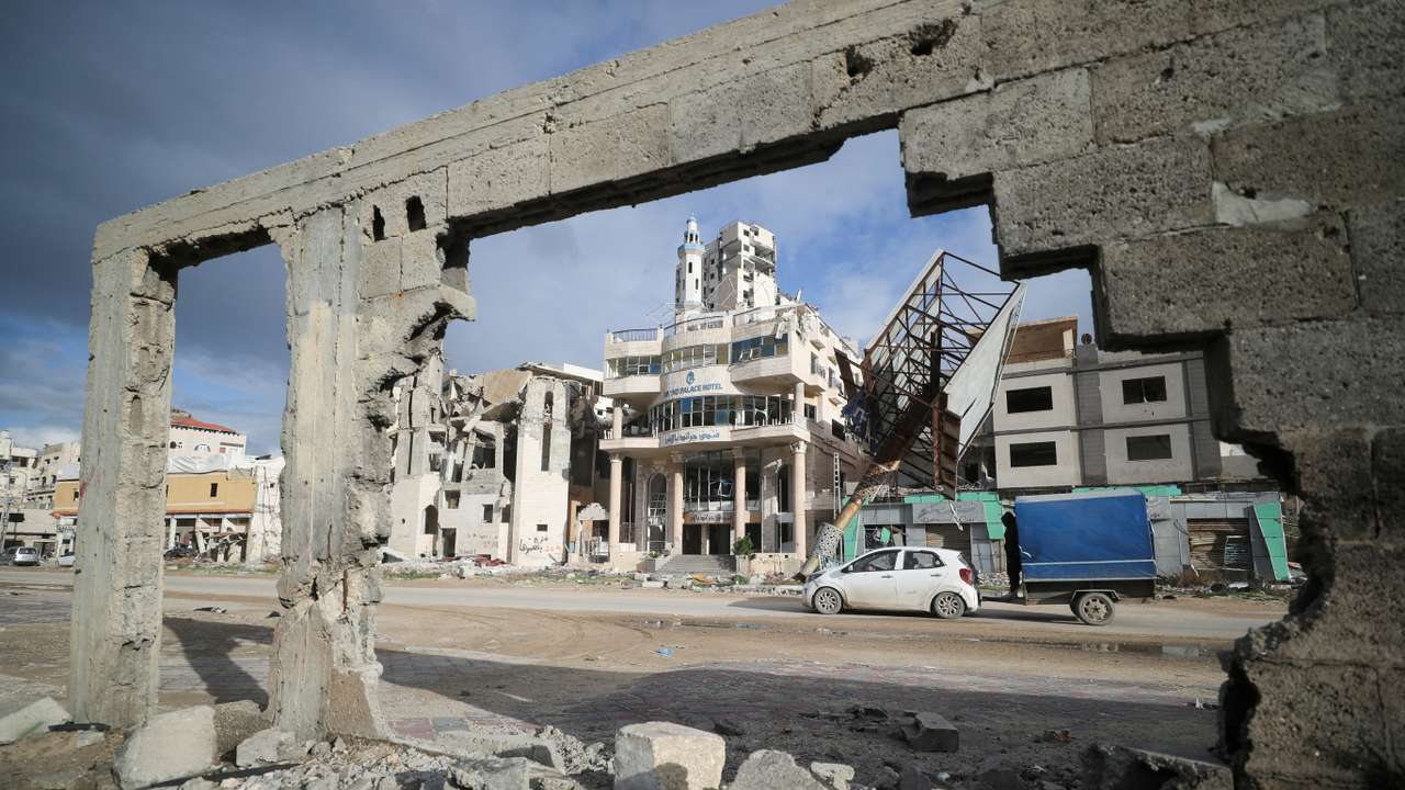 Scenes from Gaza hotels and restaurants after Trump's proposal for U.S. to take over Gaza and displace its residents