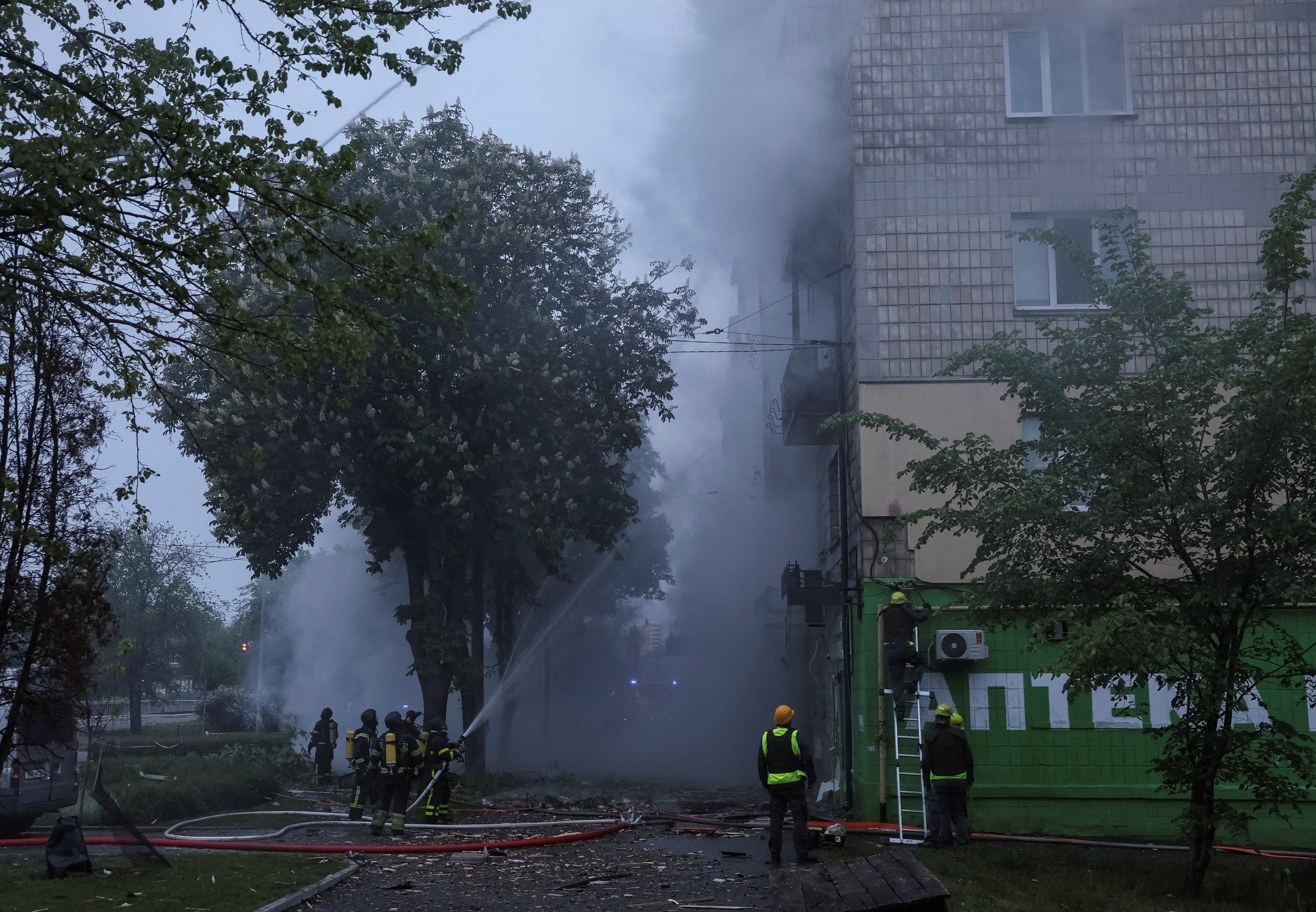 Russian drone and missile strike in Kyiv