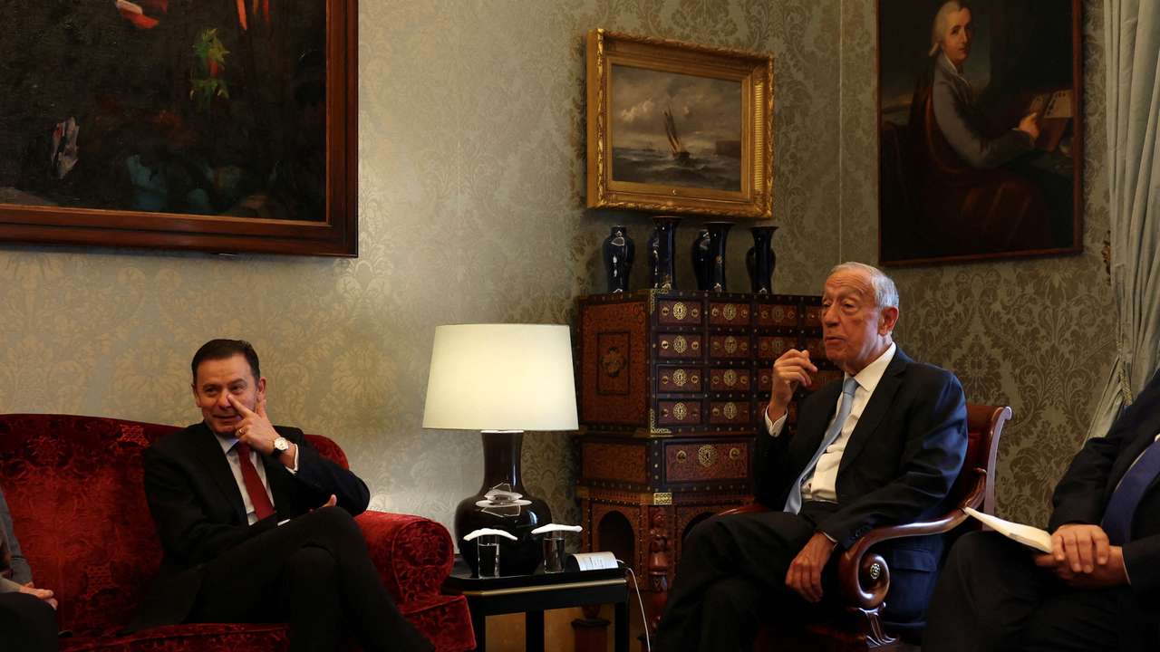 Portugal's Presidente Marcelo Rebelo de Sousa meets with parties after lawmakers voted against the government confidence motion
