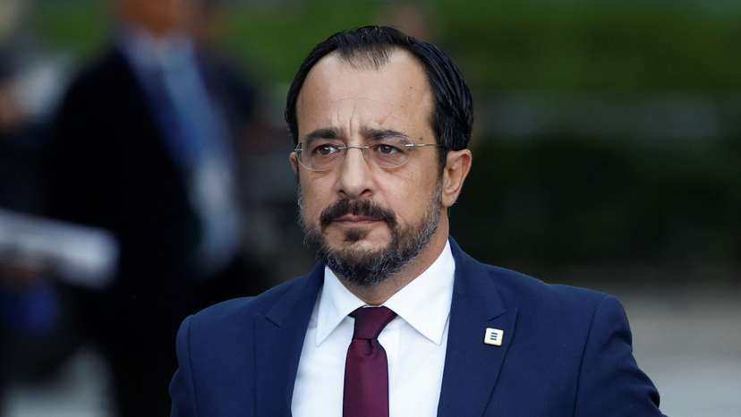 EU leaders meet in Granada