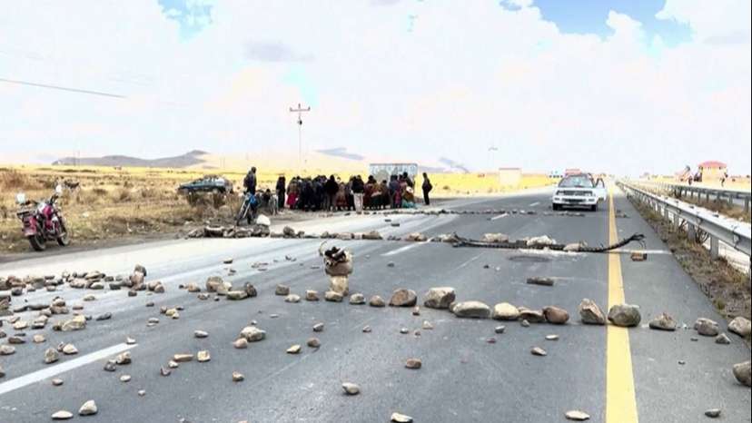 Bolivia roadblock