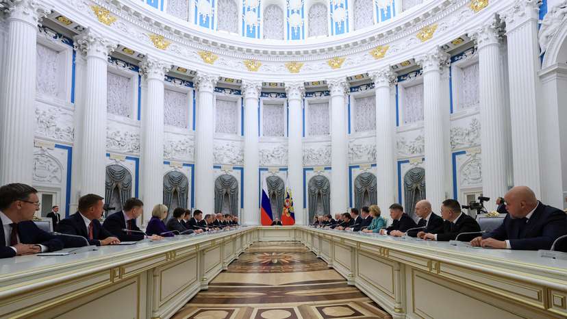 Russian President Putin chairs a meeting with members of the new government in Moscow