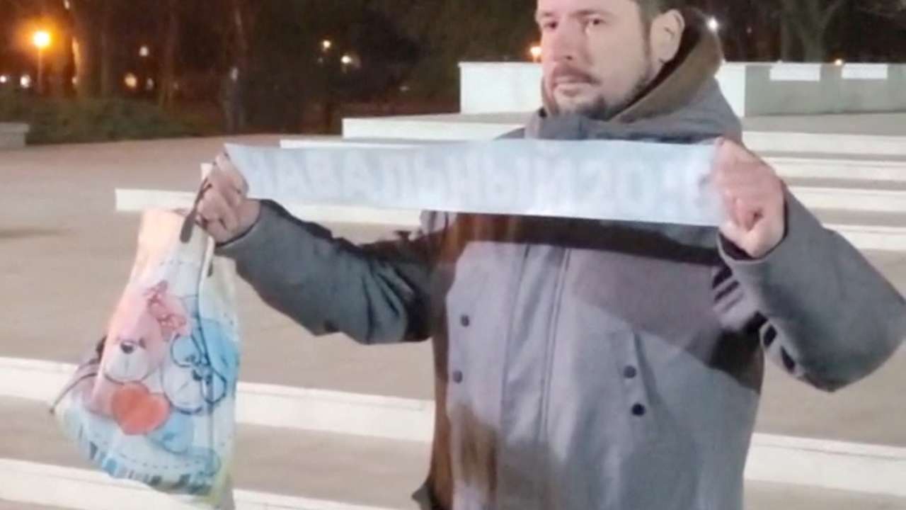 Andrei Vyazov protests the death of late Russian opposition leader Alexei Navalny in Krasnodar