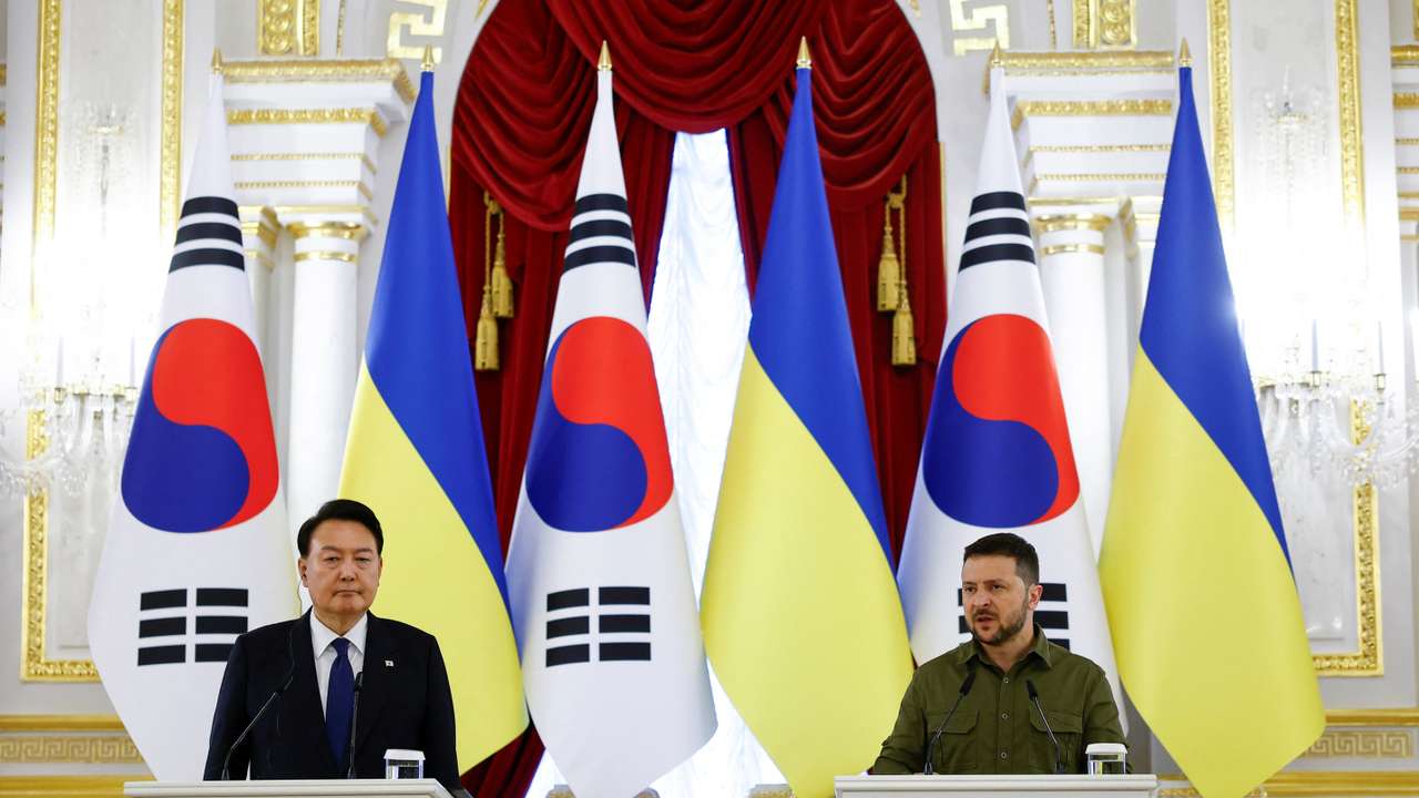 South Korean President Yoon Suk Yeol visits Kyiv