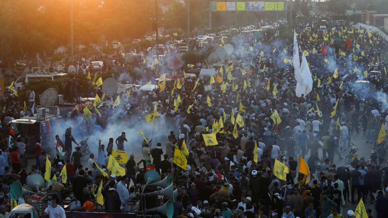Pakistani Shi'ite Muslims protest the killing of Lebanon's Hezbollah leader Sayyed Hassan Nasrallah in an Israeli air strike in Beirut, in Karachi