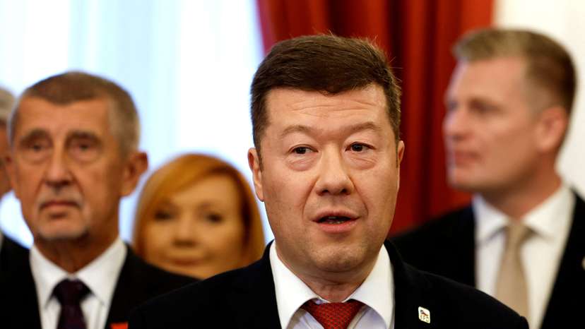Singing of a coalition agreement in Prague