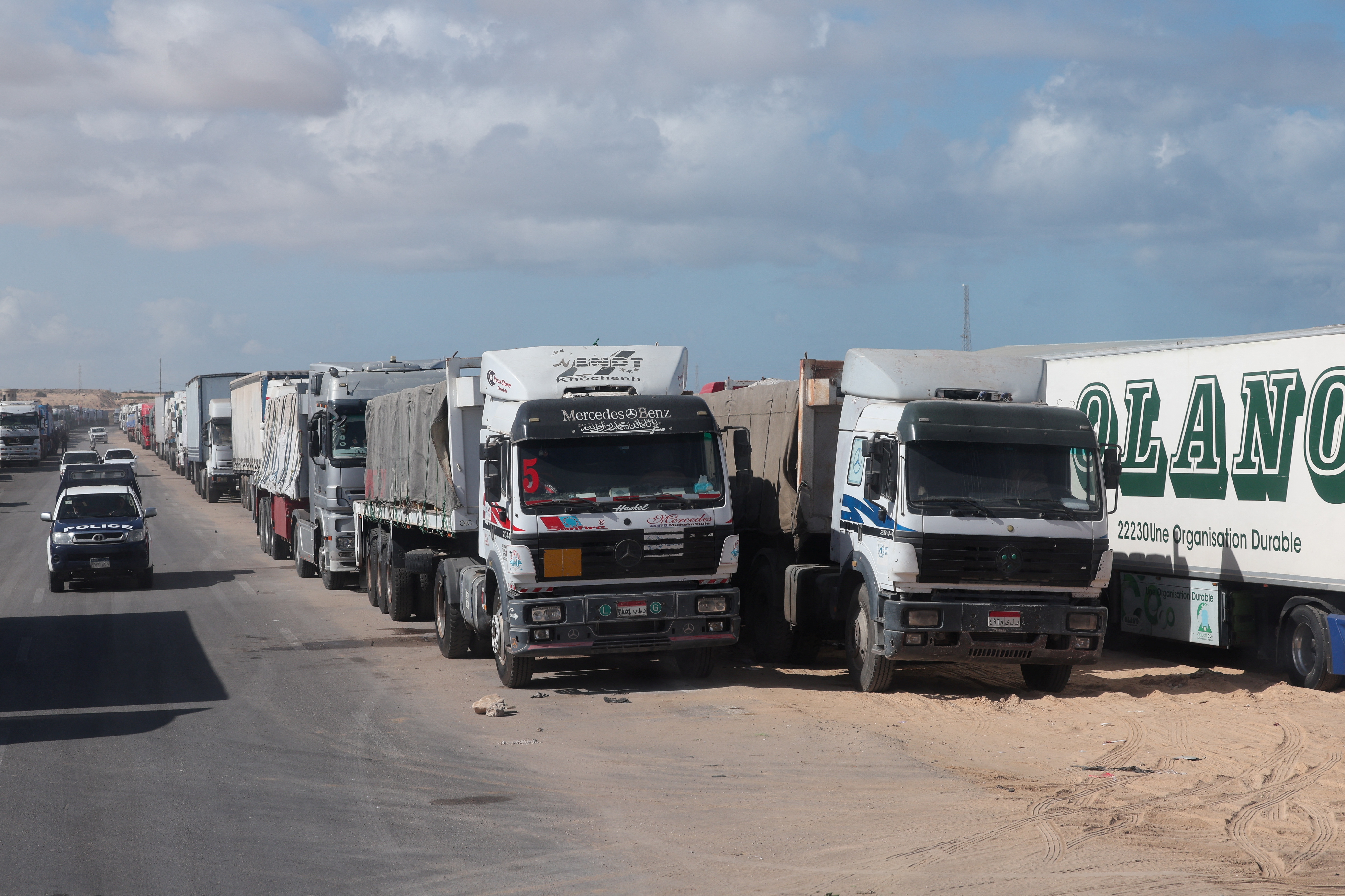 Rafah border crossing reopens, in Egypt