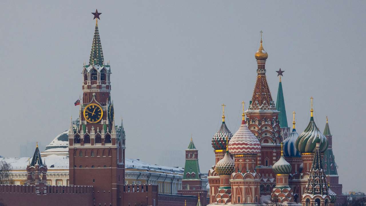 FILE PHOTO: Frosty weather in Moscow