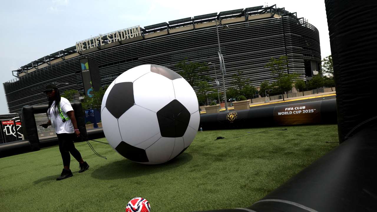 FILE PHOTO: Club World Cup - Previews