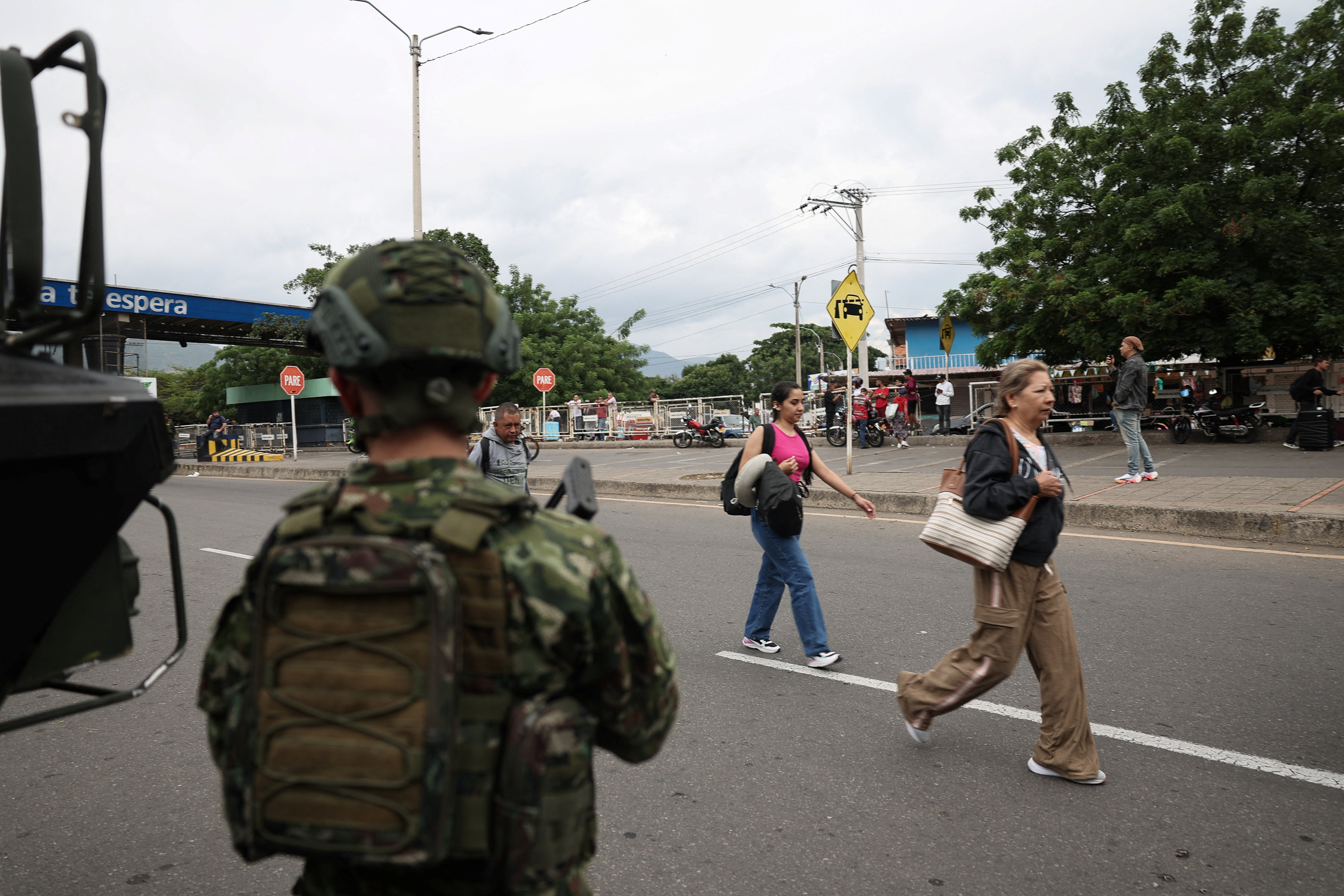 Colombian soldiers patrol the border between Venezuela and Colombia