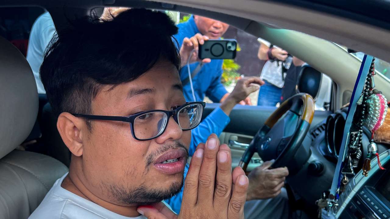 Cambodian journalist freed on bail after apologising for 'harmful' posts