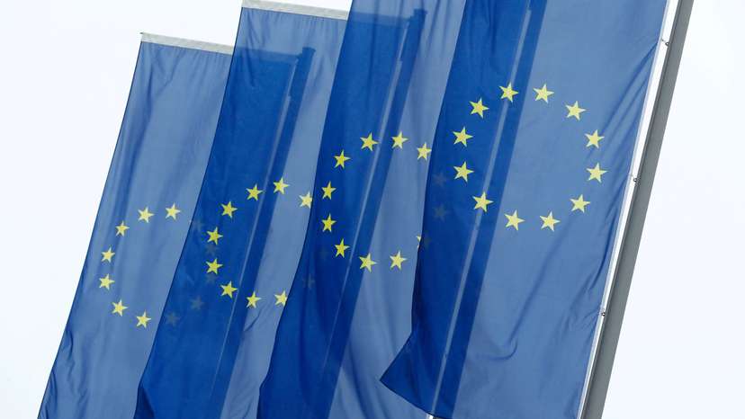 FILE PHOTO: ECB headquarters in Frankfurt