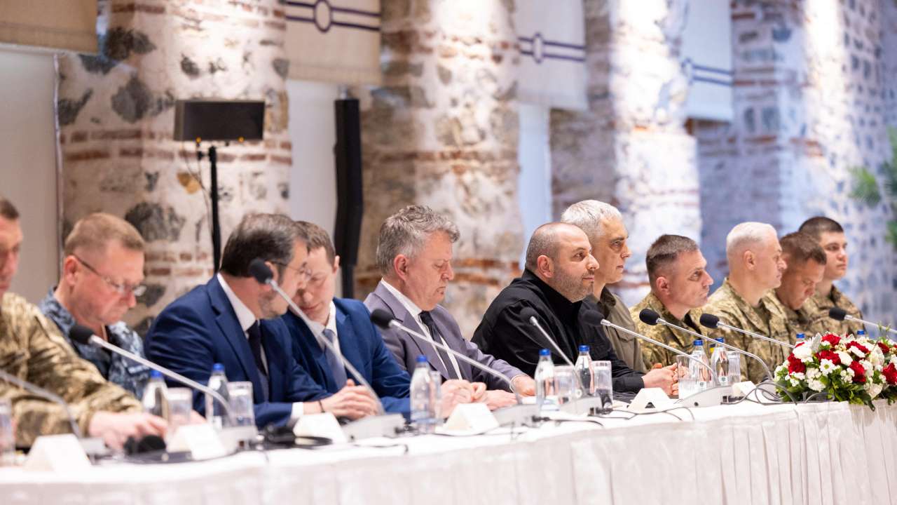 Meeting between Ukrainian and Russian negotiators in Istanbul