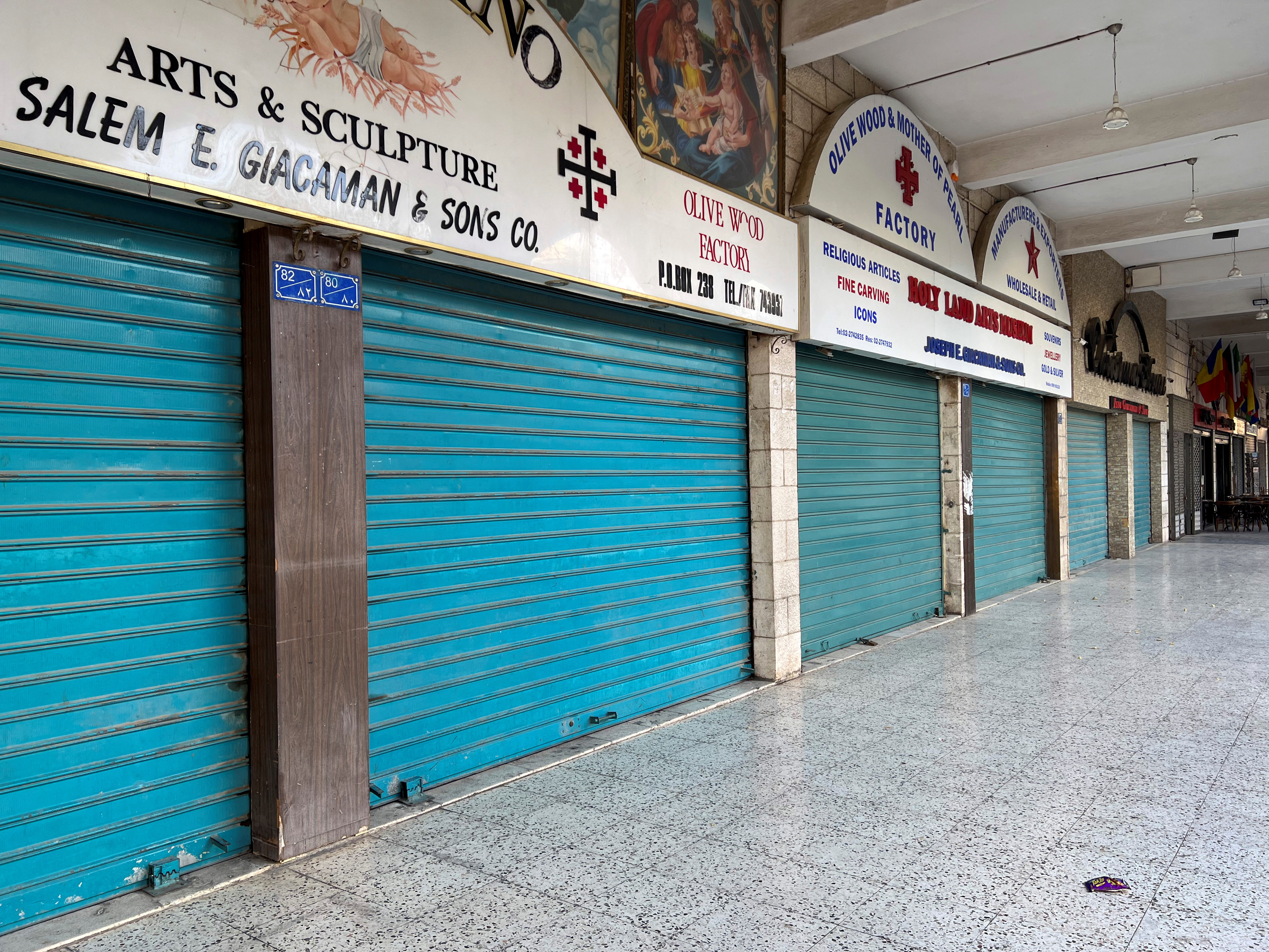 Tourists desert Bethlehem leaving businesses empty-handed