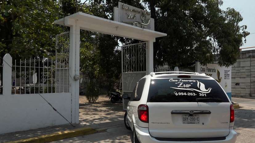 Mexican authorities investigate death of eight Chinese migrants