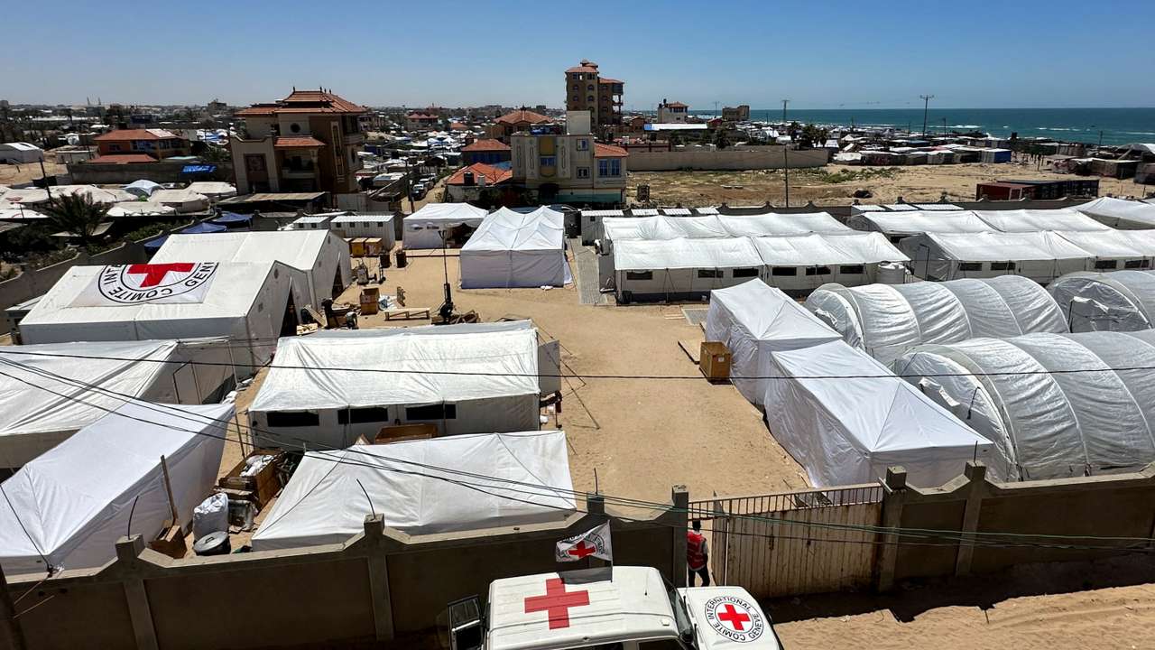 The International Red Cross sets up a field hospital in southern Gaza