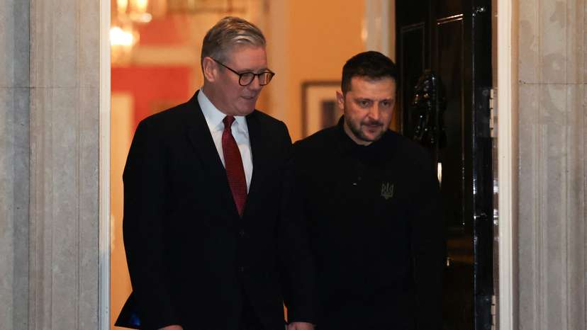 British PM Keir Starmer meets Ukrainian President Volodymyr Zelenskiy in London