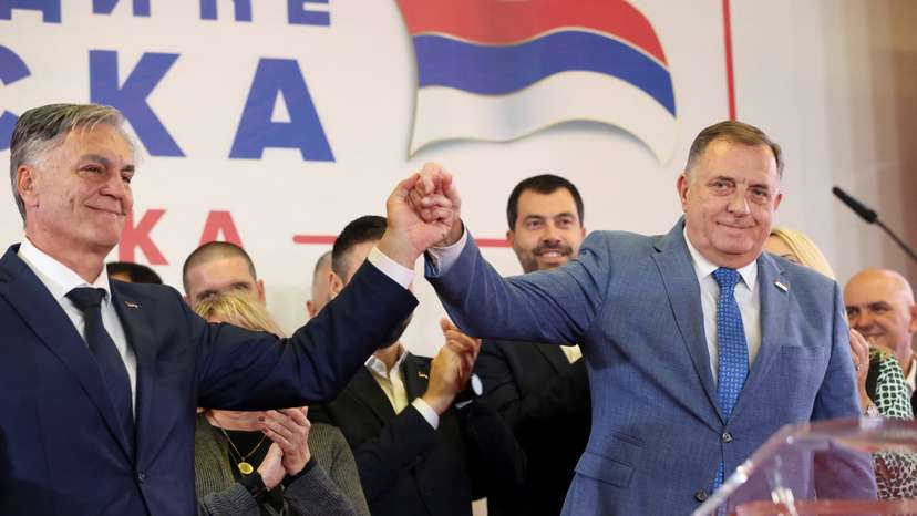 Sinisa Karan speaks at a press conference in Banja Luka