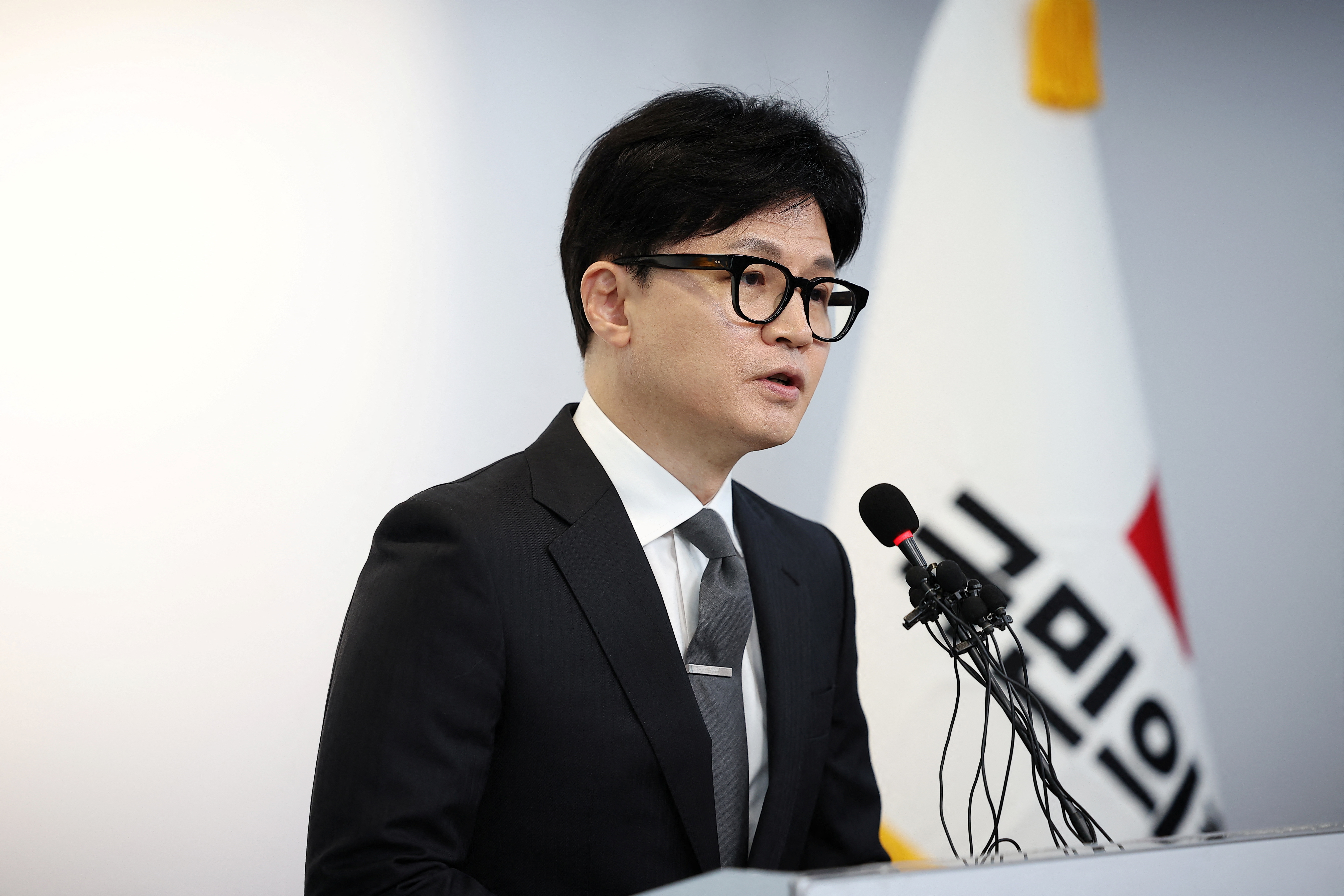 South Korean ruling People Power Party's leader Han Dong-hoon speaks at a press conference following the 22nd parliamentary election day in Seoul