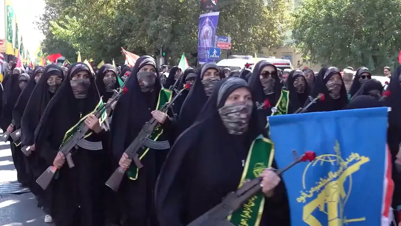 Over 300,000 Iranians march