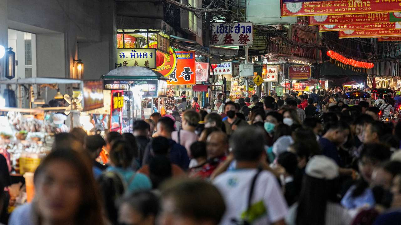 Preparations for Lunar New Year celebrations in Bangkok