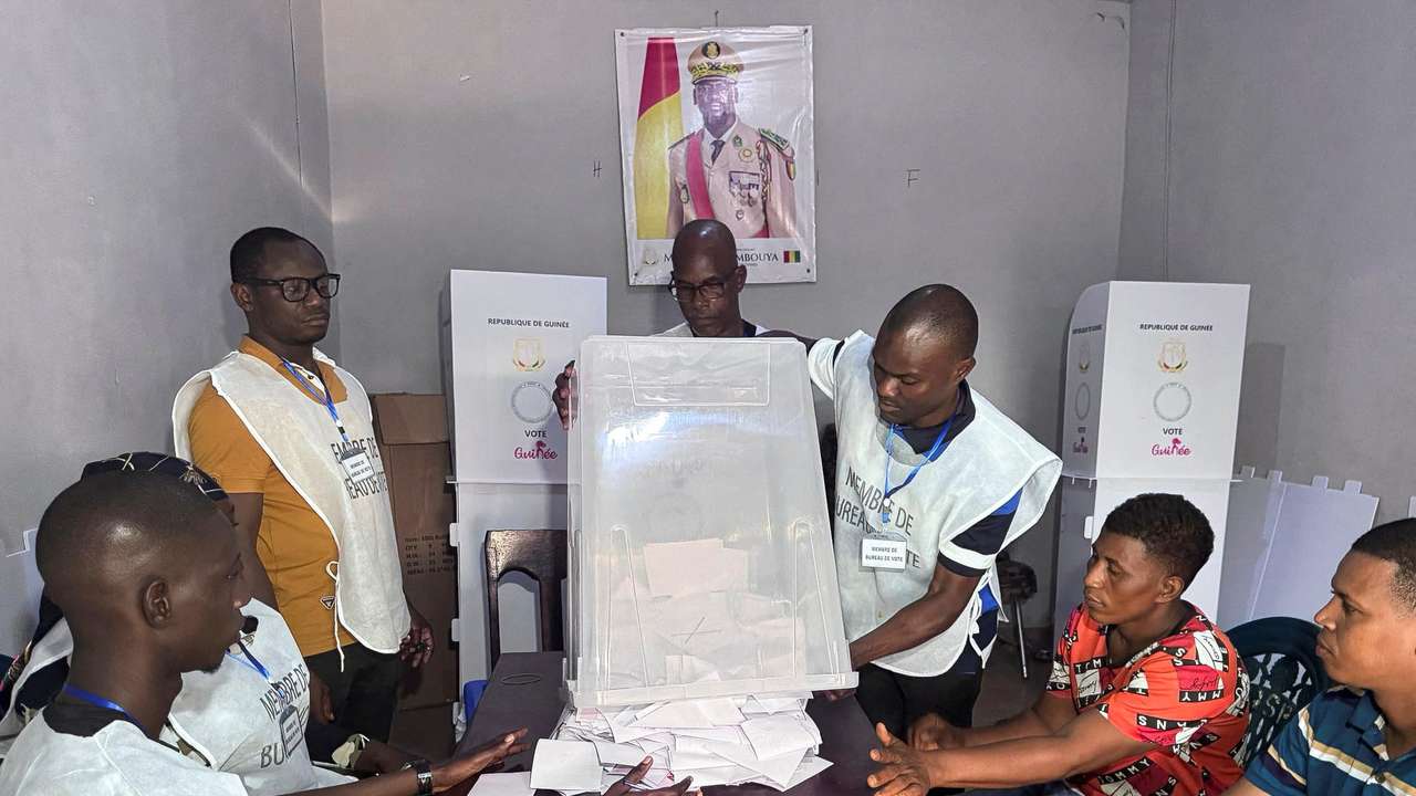 Referendum on new Guinean constitution, in Conakry
