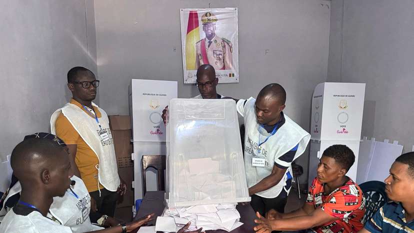 Referendum on new Guinean constitution, in Conakry