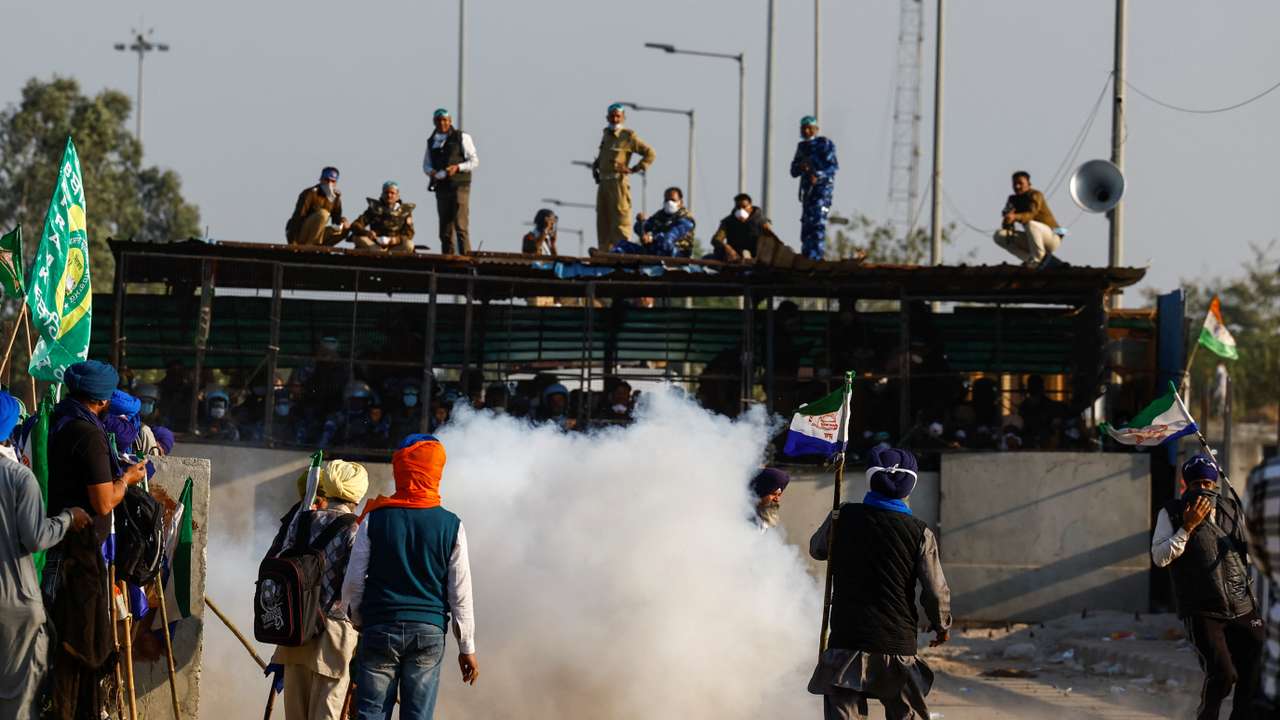 Farmers march towards New Delhi to press for better crop prices promised to them in 2021