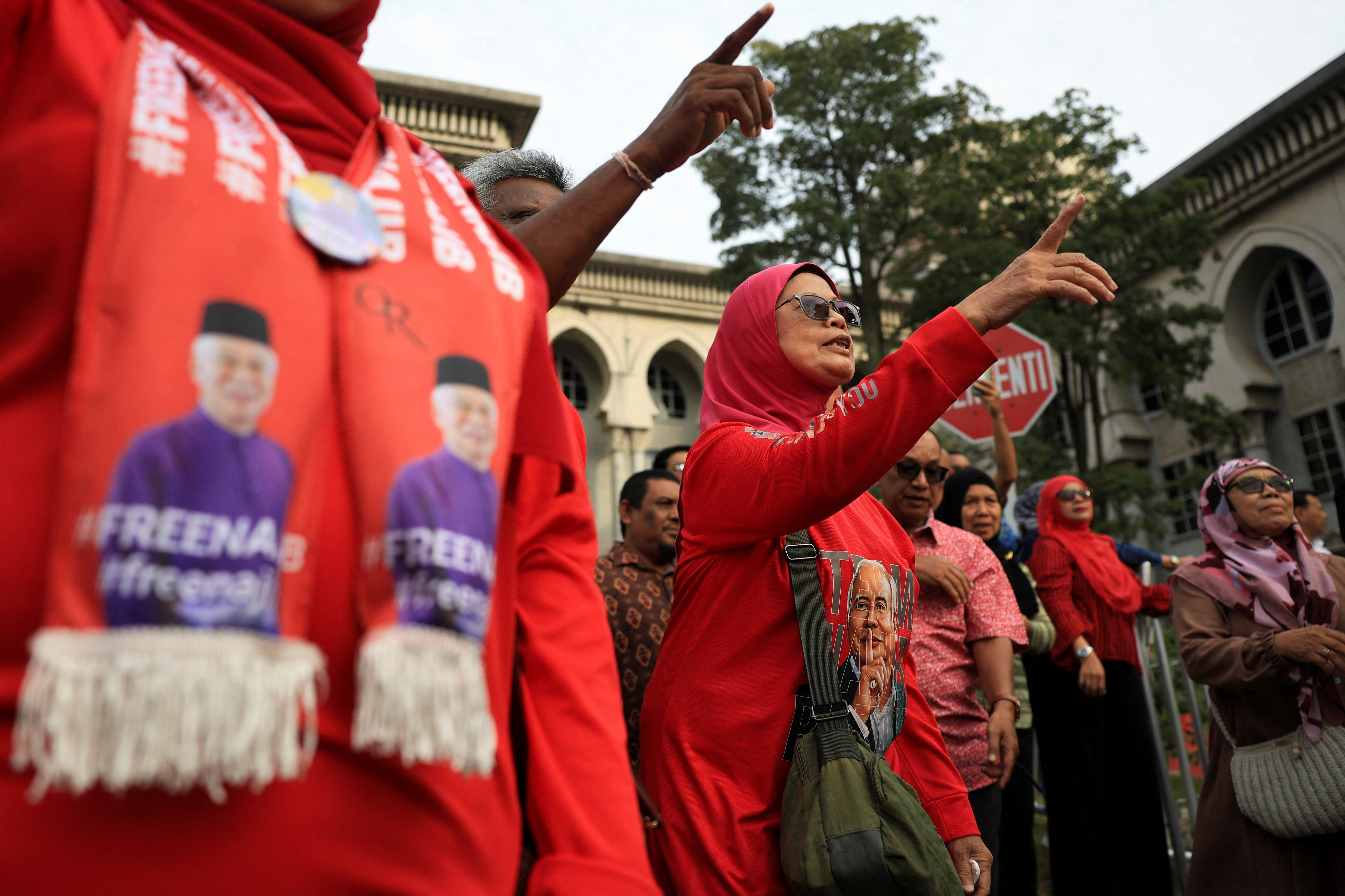 Malaysia's top court delivers verdict in former prime minister house arrest case