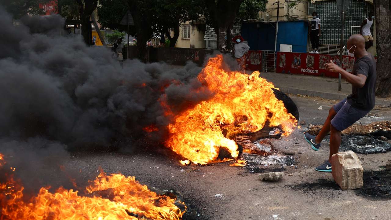 Mozambique opposition party leads national shutdown against election outcome