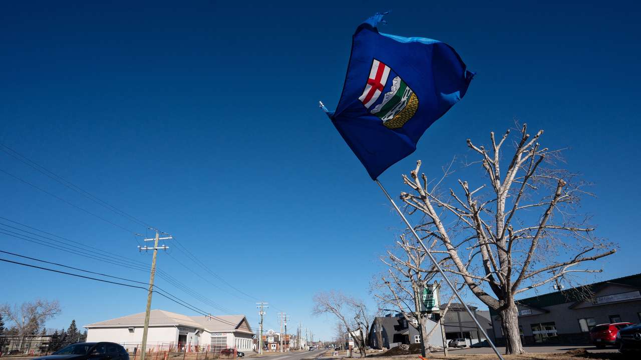 Alberta separatists step up referendum signature drive