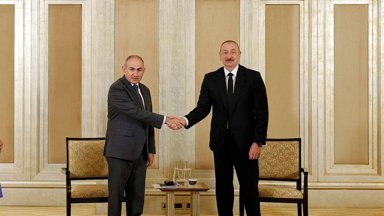 Armenian Prime Minister Pashinyan and Azerbaijani President Aliyev meet in Abu Dhabi