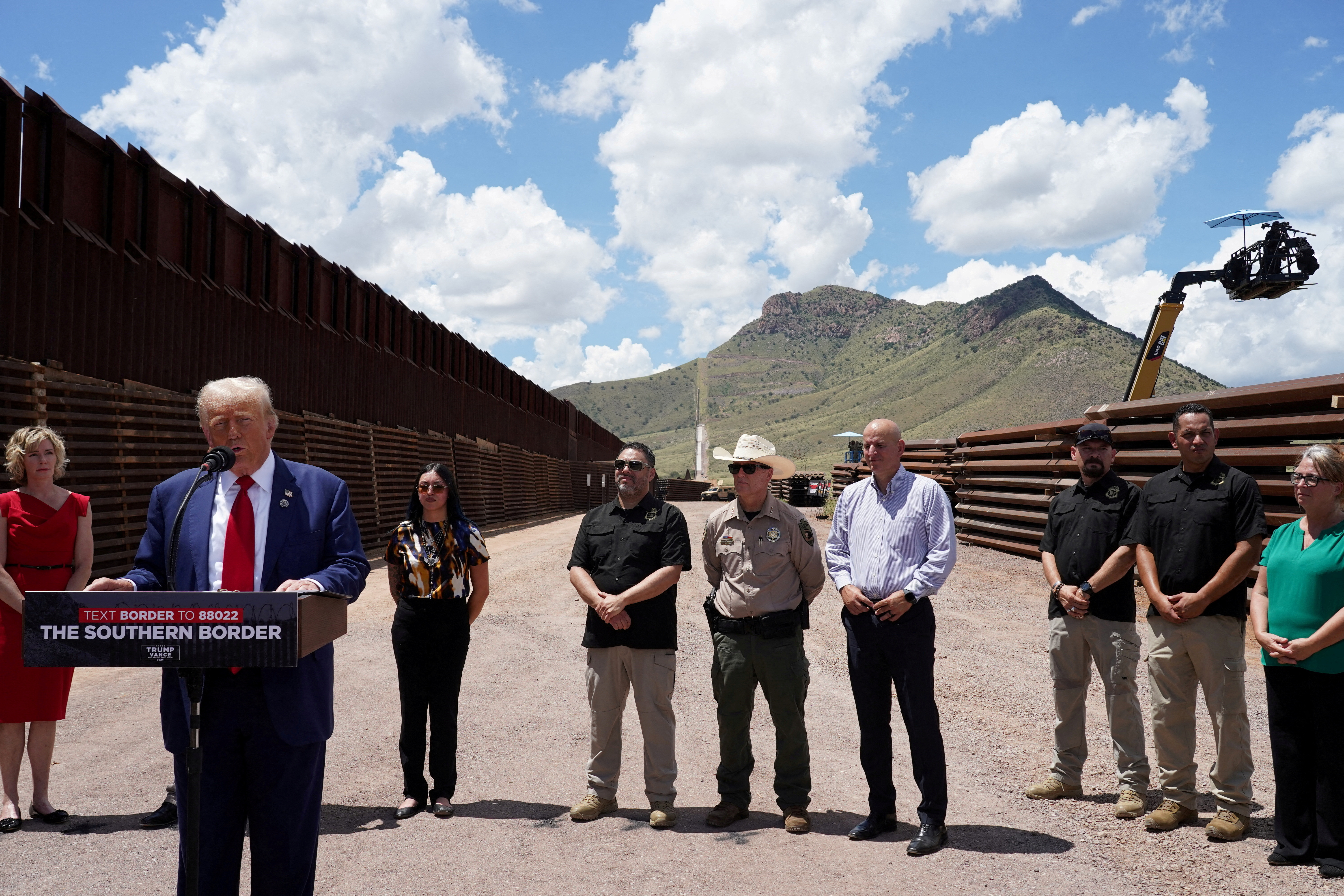 FILE PHOTO: Trump visits Arizona border area