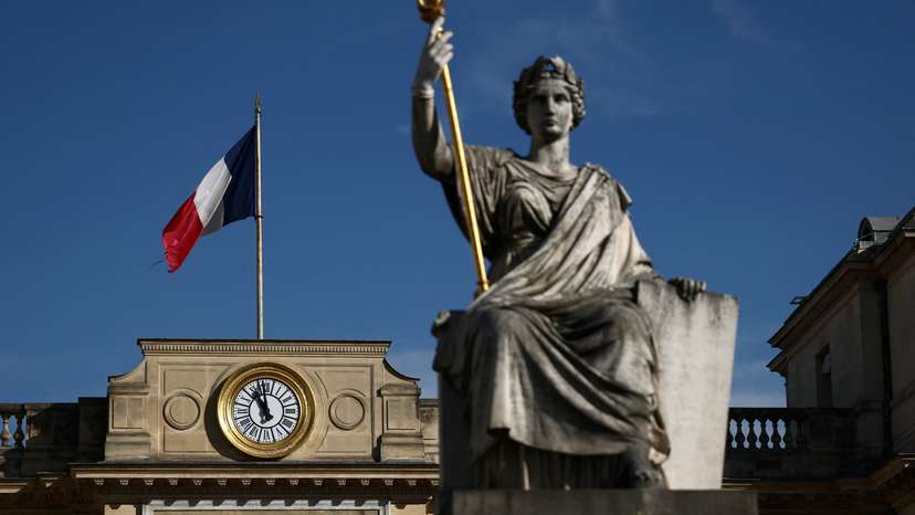 France's political crisis