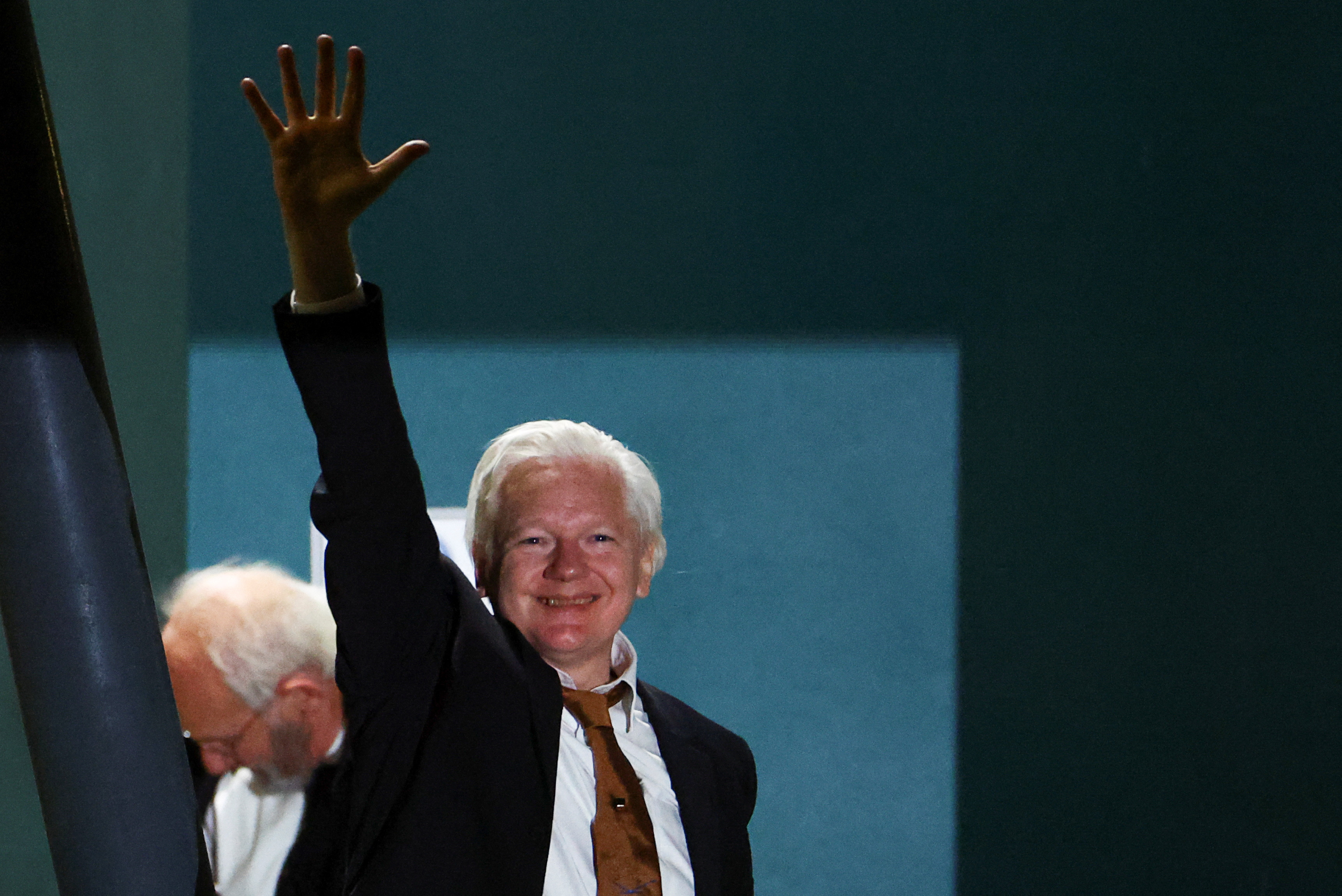 WikiLeaks founder Julian Assange arrives in Canberra
