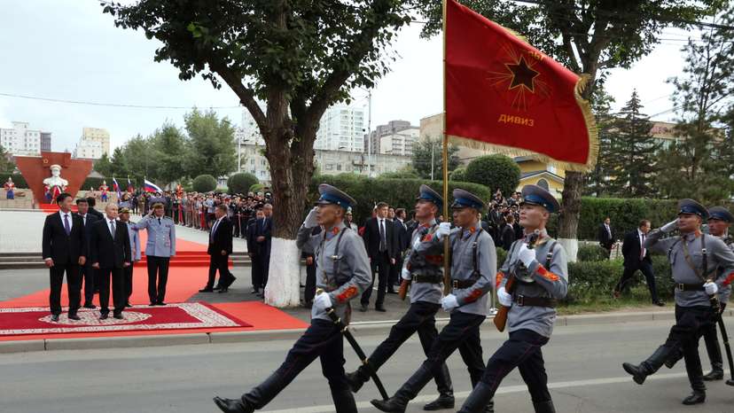 Russian President Putin visits Mongolia