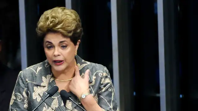 Dilma Rousseff durante sessão do Senado que julgou seu processo de impeachment, em 2016.