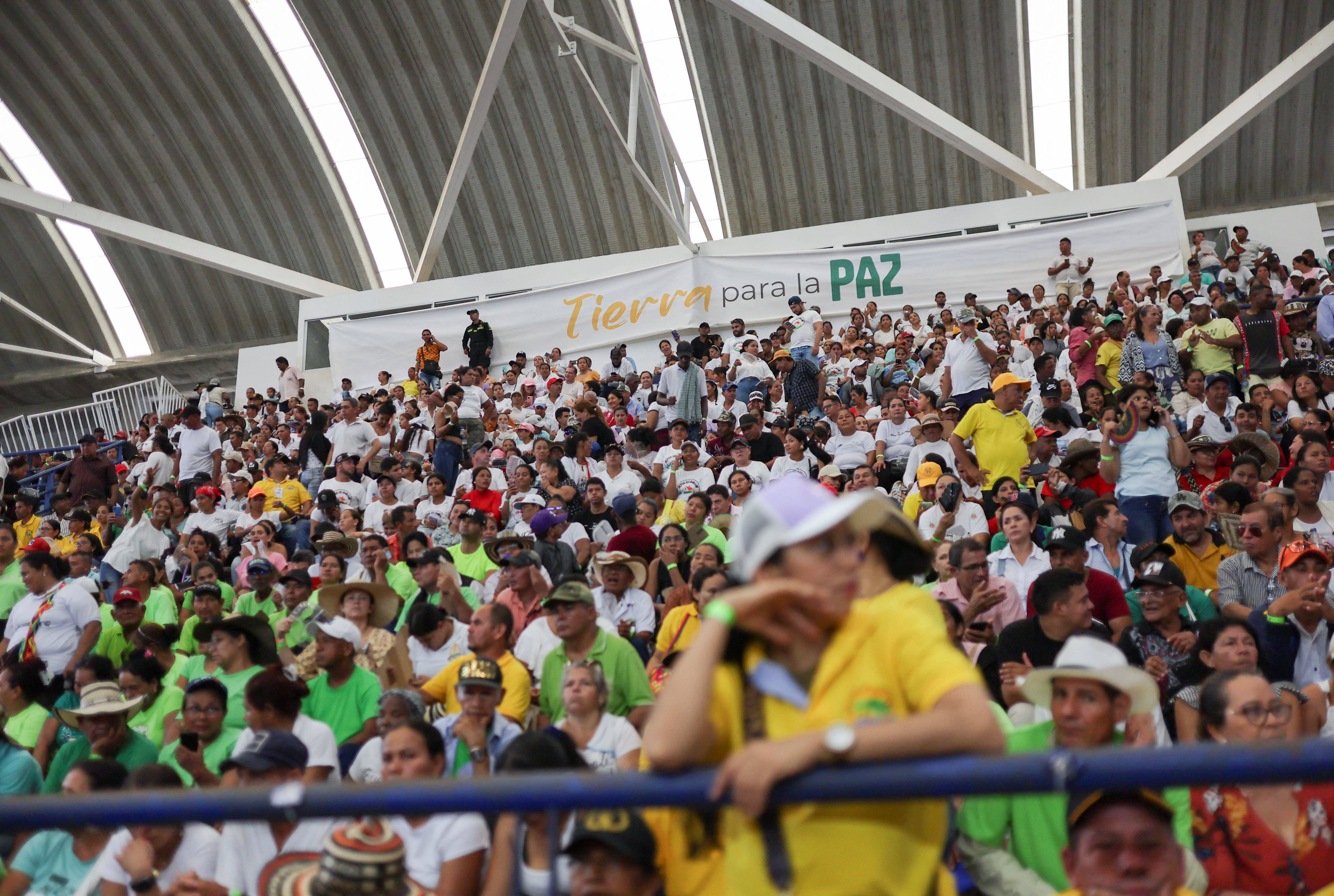 Colombian presidency hands over land to victims of paramilitary violence, forced disappearances, assassinations and forced displacement during armed conflict, in Monteria
