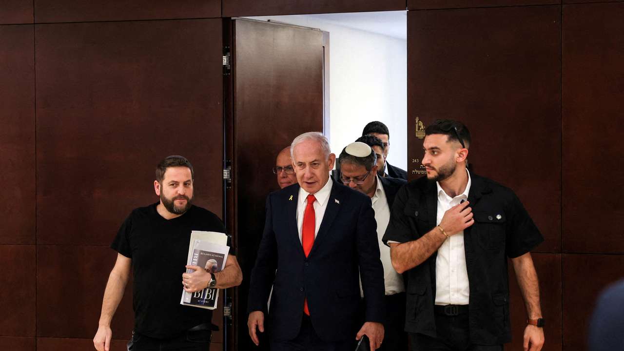 Israeli PM Netanyahu and National Security Minister Ben-Gvir walk inside Knesset in Jerusalem