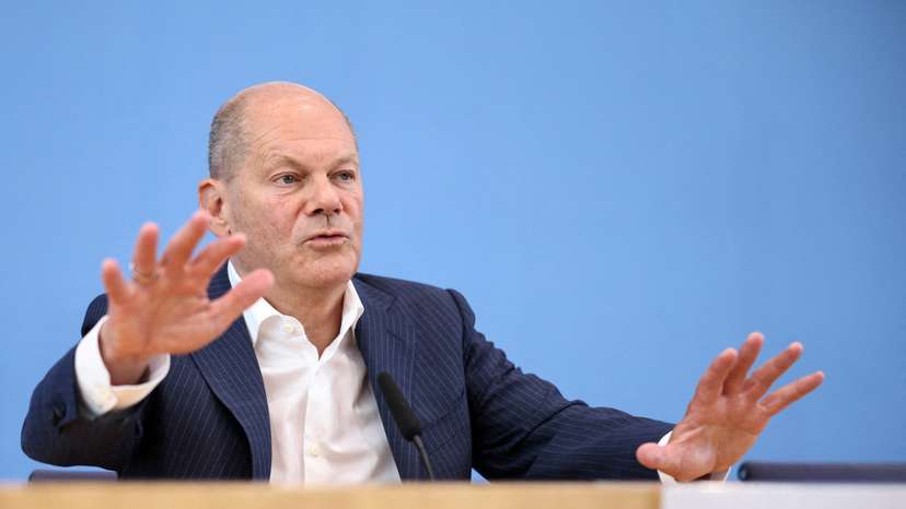 FILE PHOTO: German Chancellor Olaf Scholz attends the traditional "summer press conference" in Berlin