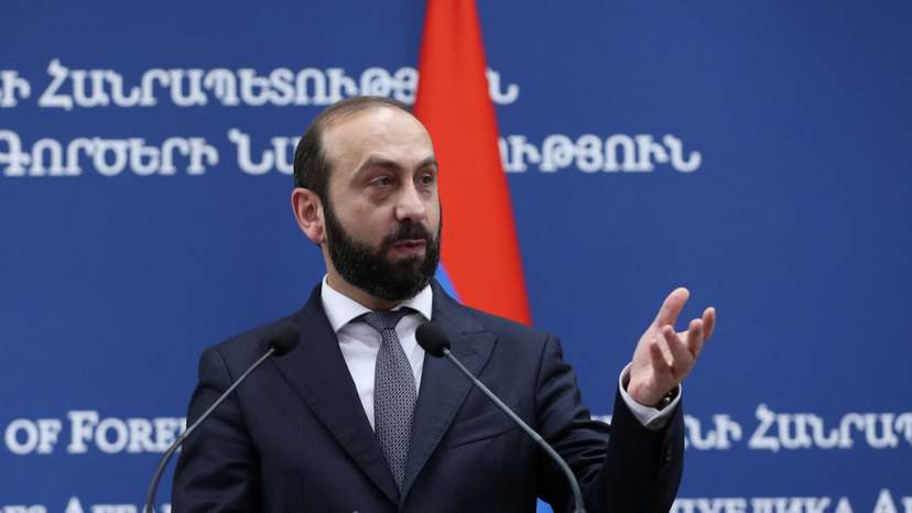 German Foreign Minister Baerbock visits Armenia