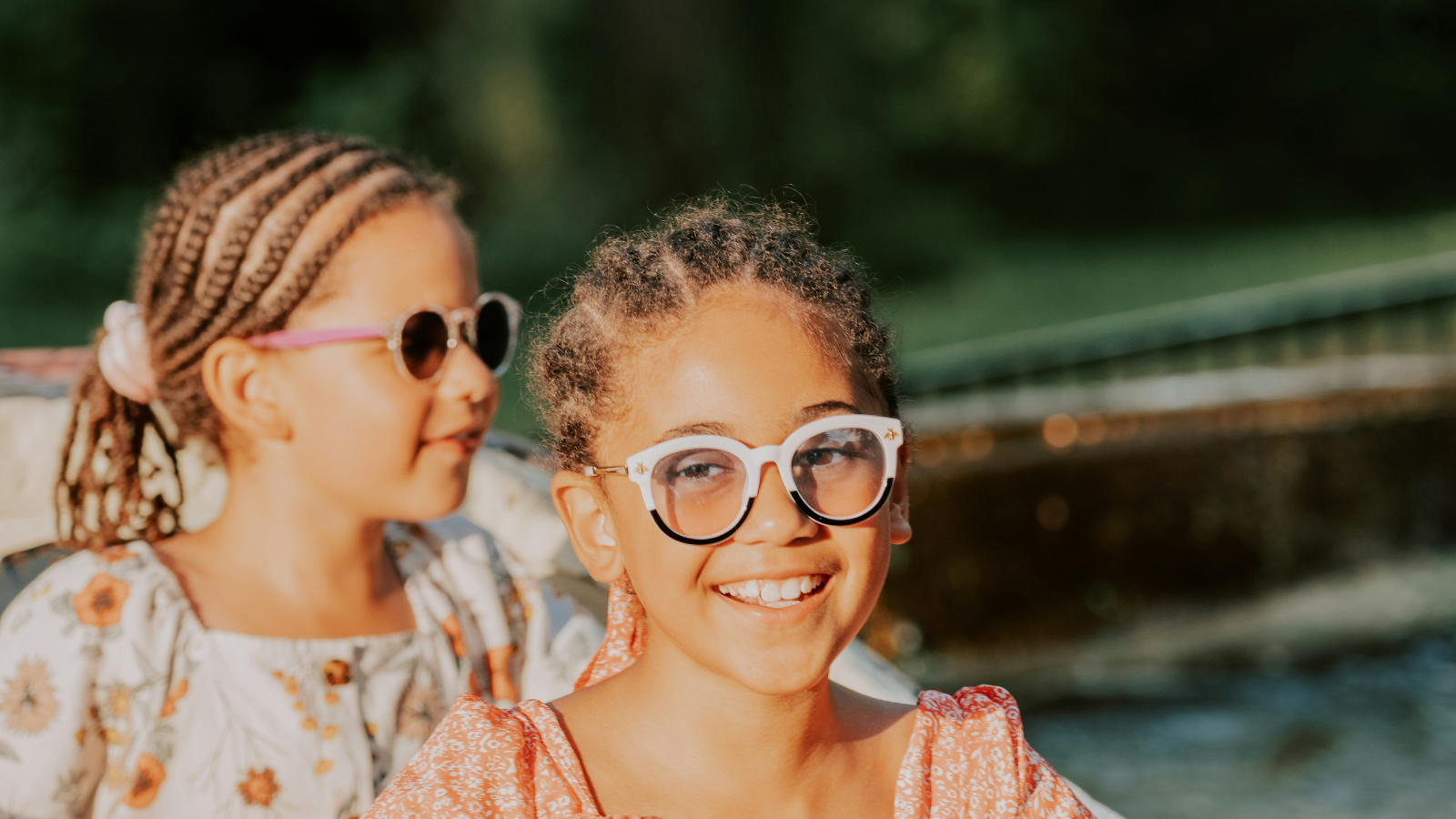 Atividades ao ar livre e o contato com a luz natural são fatores de proteção para a saúde dos olhos. 