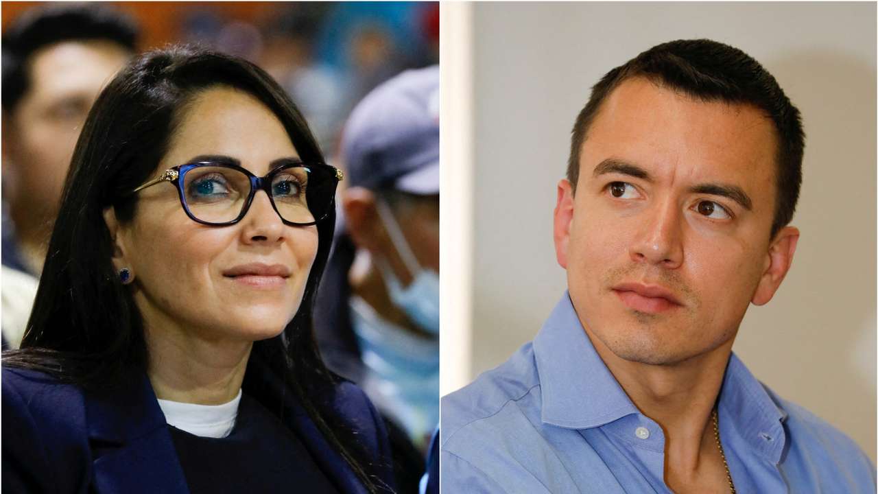 FILE PHOTO: Ecuadorean presidential candidates Luisa Gonzalez and Daniel Noboa attend an event, in Quito