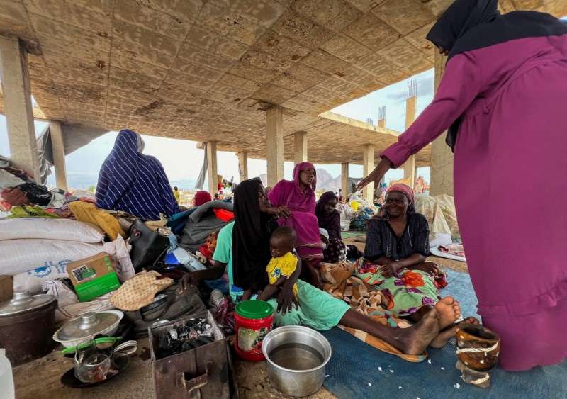 Families displaced by RSF advances in Sudan's El Gezira and Sennar states shelter at the Omar ibn al-Khattab displacement site, Kassala state