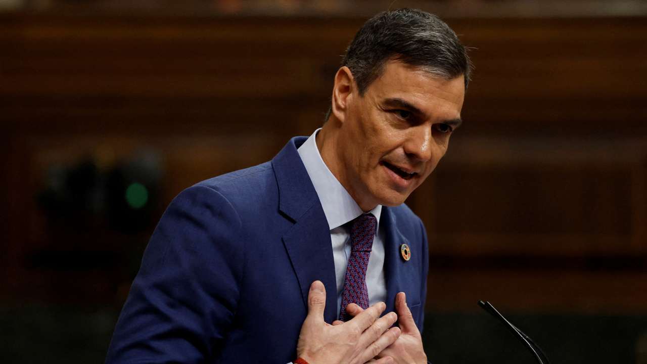 FILE PHOTO: Spanish PM Sanchez speaks about government action during the floods in eastern Spain, at Parliament in Madrid