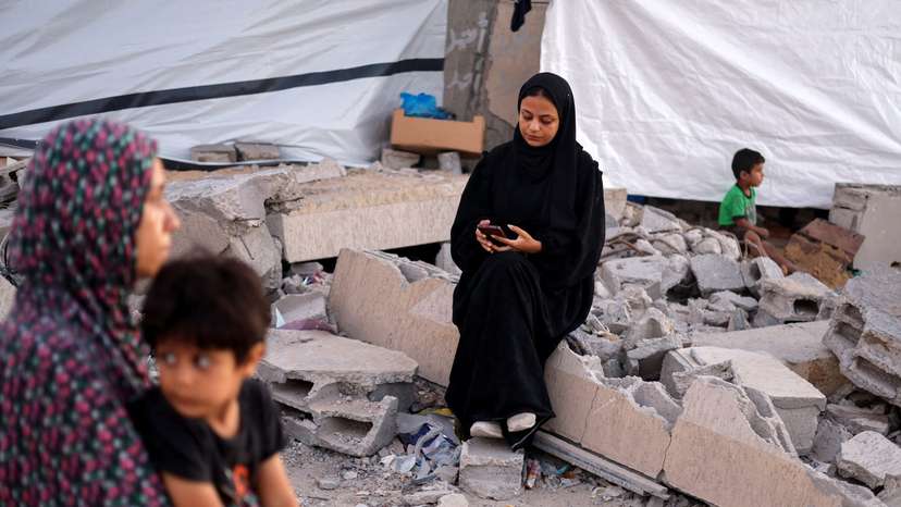 Palestinian university students turn to online education amid conflict in Gaza
