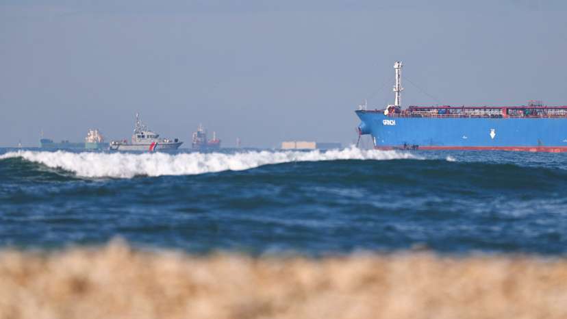 French navy diverts suspected russian shadow fleet tanker to Marseille-Fos port