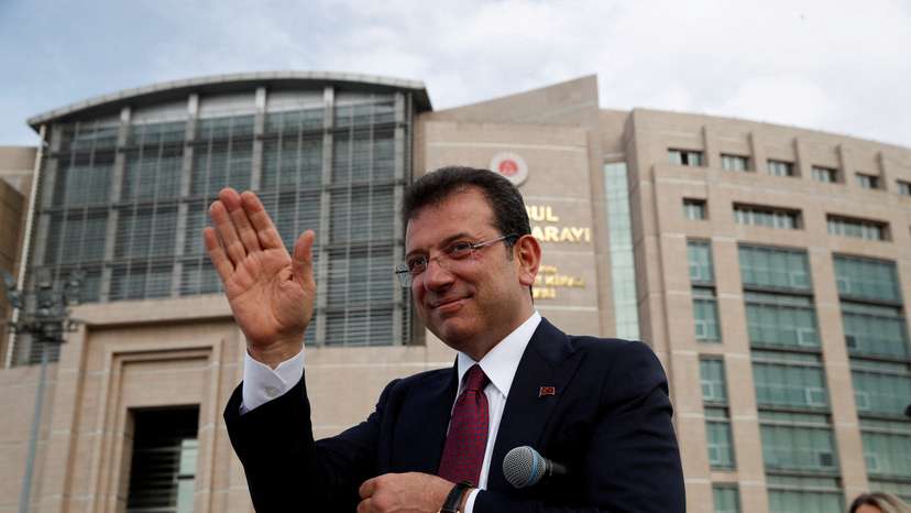 FILE PHOTO: Istanbul Mayor Imamoglu addresses his supporters in front of the Caglayan Courthouse
