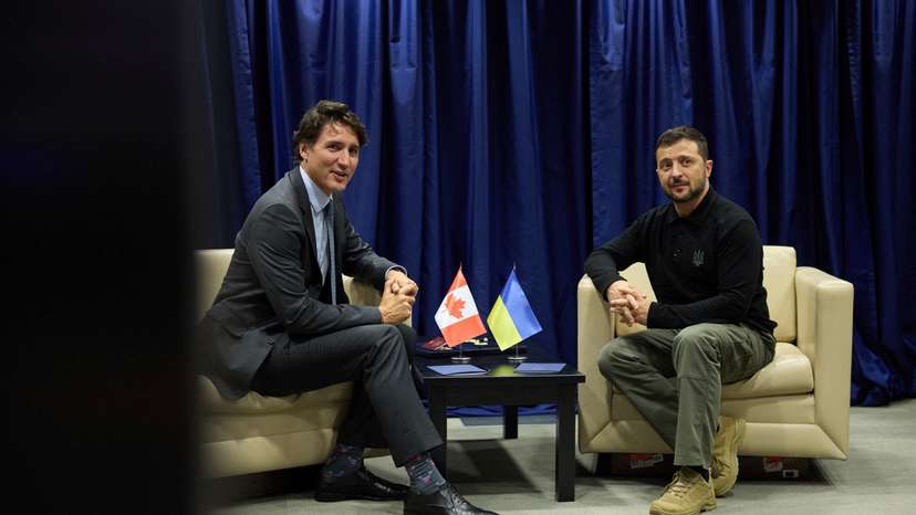 Ukraine's President Zelenskiy and PM of Canada Trudeau attend a meeting in New York