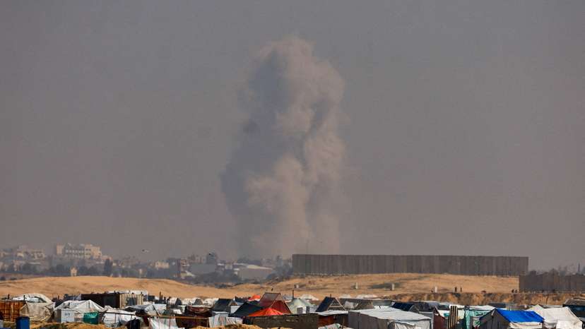 Smoke rises during an Israeli ground operation in Khan Younis